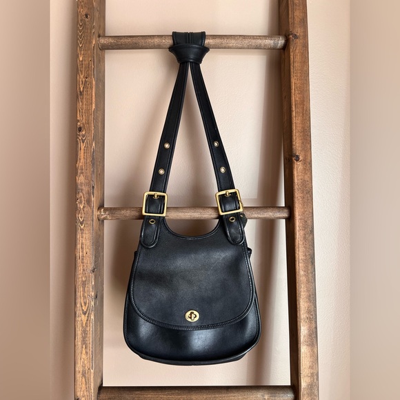 Vintage 1996 Coach Crescent Berkeley Saddlebag with Brass Hardware - Picture 10 of 16